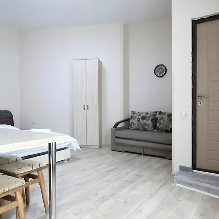 Apartment Doroshenka 25 Lviv