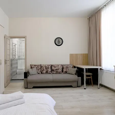 Apartment Doroshenka 25 *